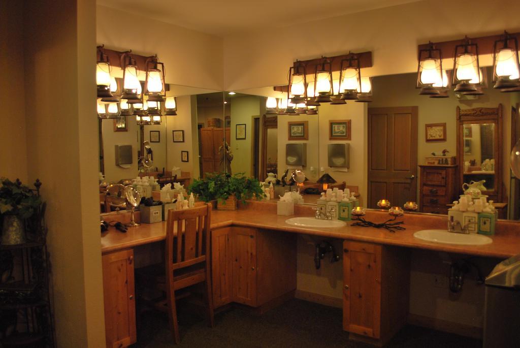 Double Eagle Resort&Spa June Lake Esterno foto